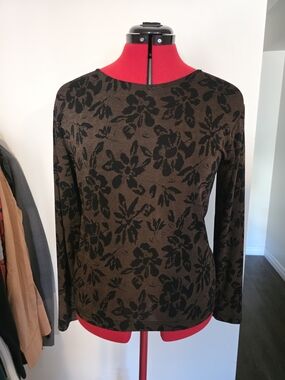 Women’s Brown Floral Long Sleeve Top